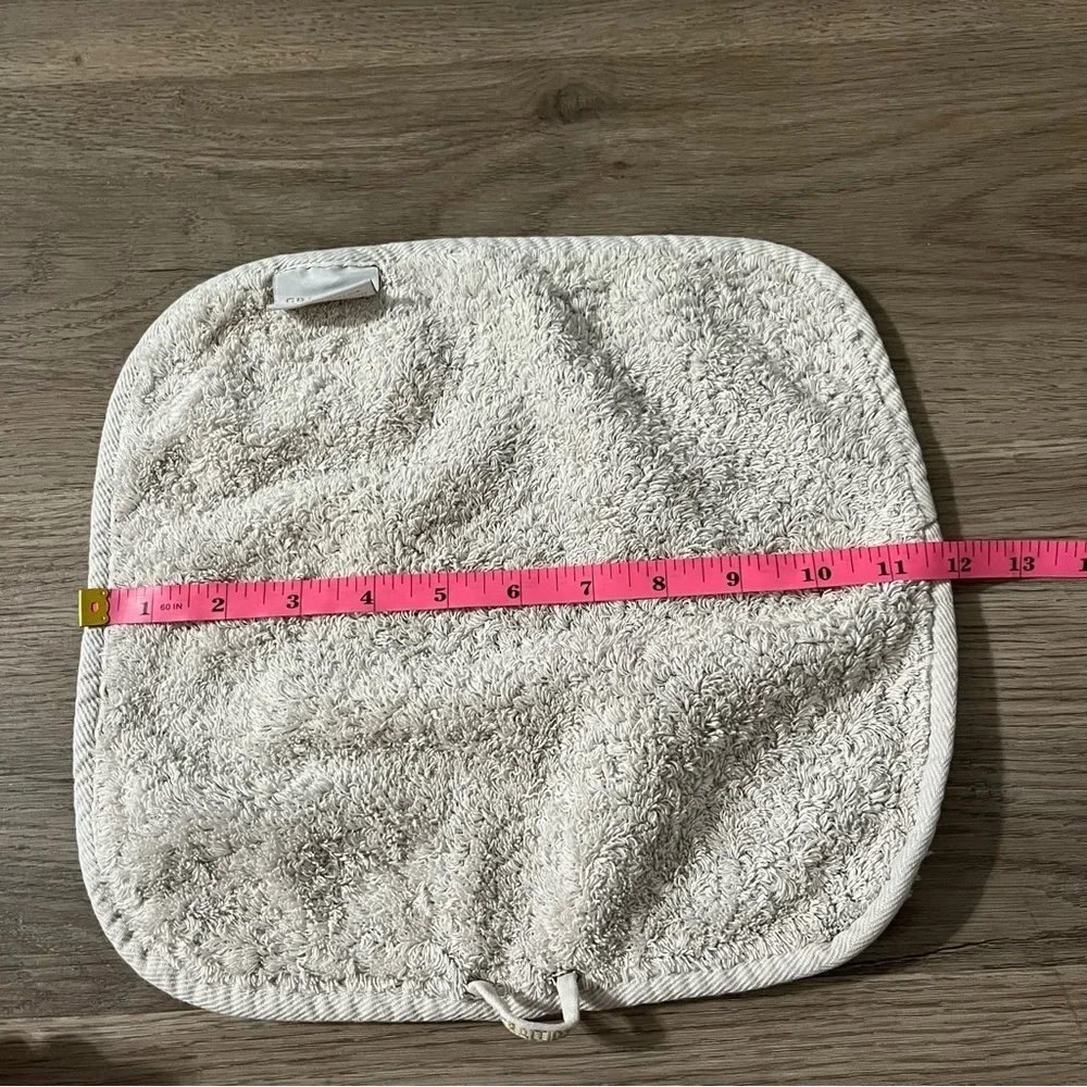 Graccioza Luxury Bath Linens Light Grey Square Wash Cloth Cotton Washcloth
